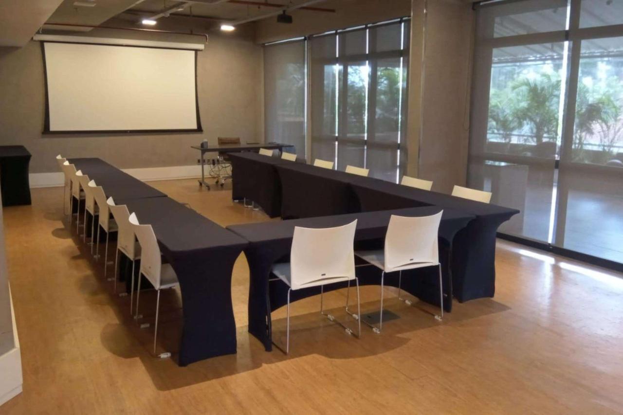 Art Hotel Transamerica Collection Porto Alegre Kültér fotó A meeting room at the Center for the Arts, San Jose